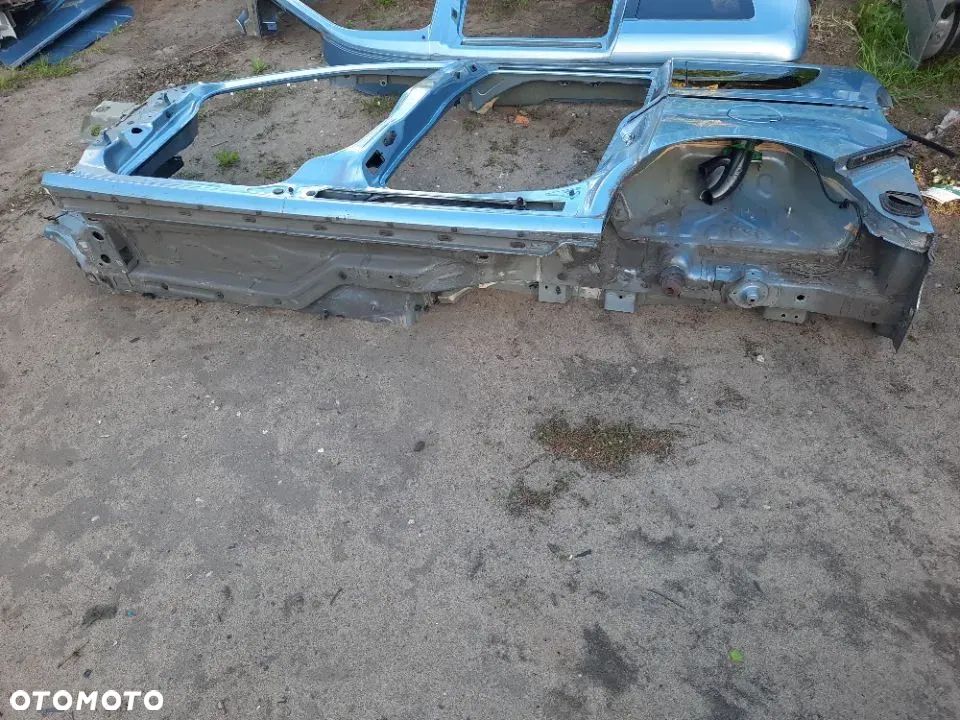Opel Combo D Fiat Doblo II 2 Wersja Osobowa Krótka Błotnik Tył Lewy Próg Słupek Ćwiartka Poszycie Bok Szkielet