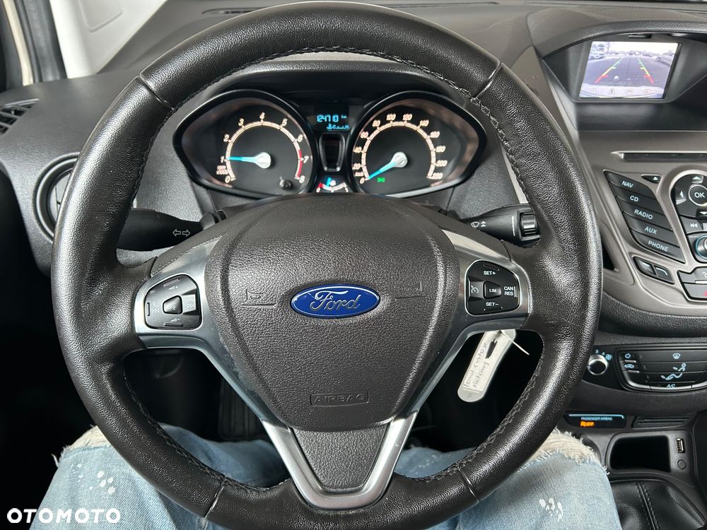 Ford Tourneo Courier 1.0 EcoBoost S&S Ambiente - 31