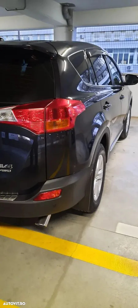 Toyota RAV4 2.2 D-4D 4WD Executive - 11