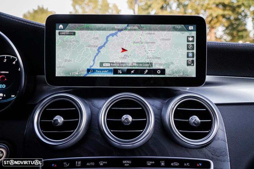 Mercedes-Benz GLC 300 de Coupe 4Matic 9G-TRONIC AMG Line - 32