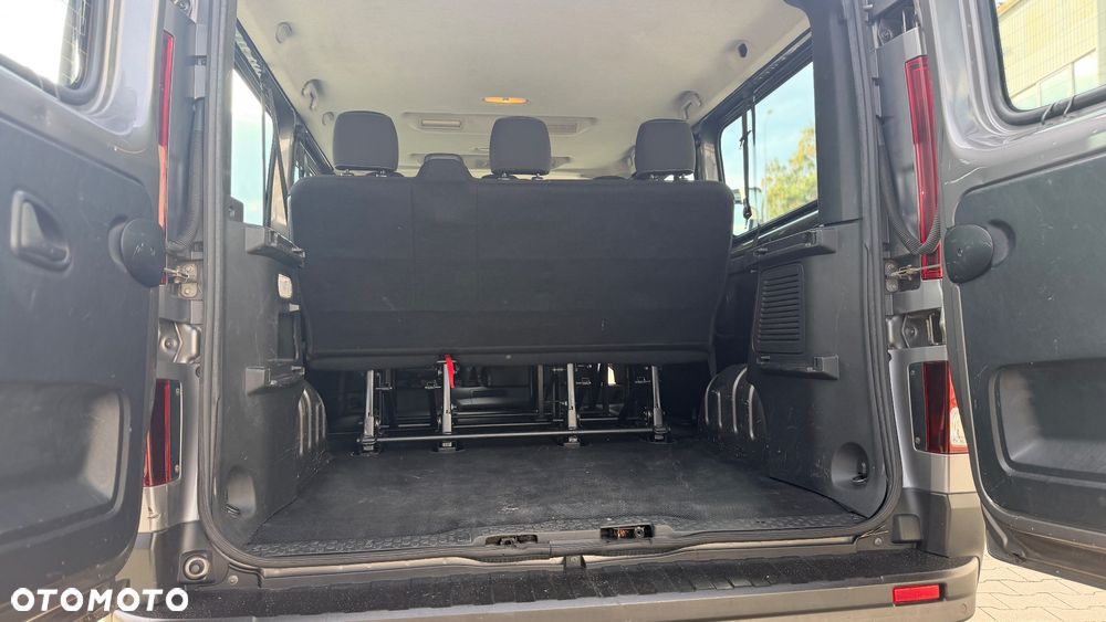 Renault Trafic - 40
