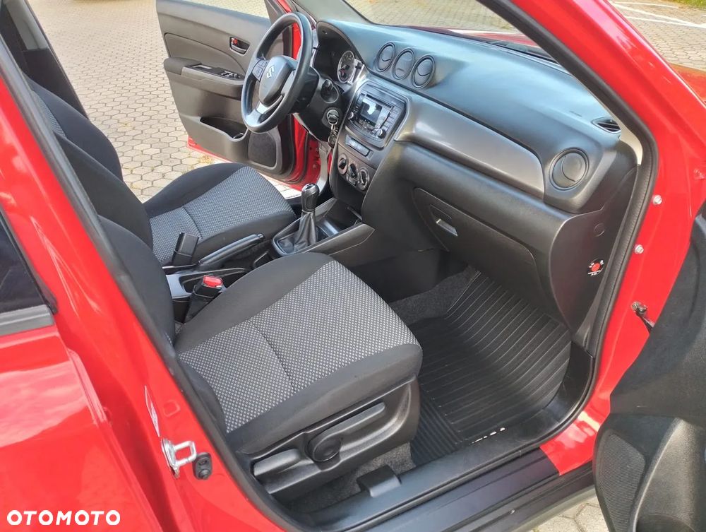 Suzuki Vitara 1.0 Boosterjet Premium 2WD - 8