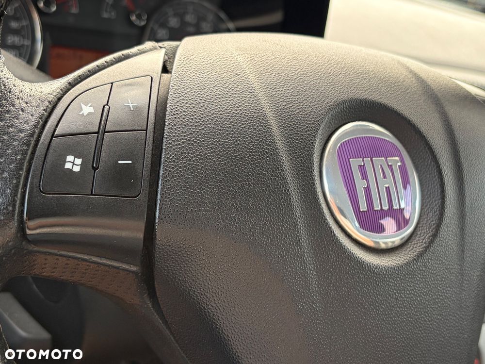 Fiat Grande Punto - 12