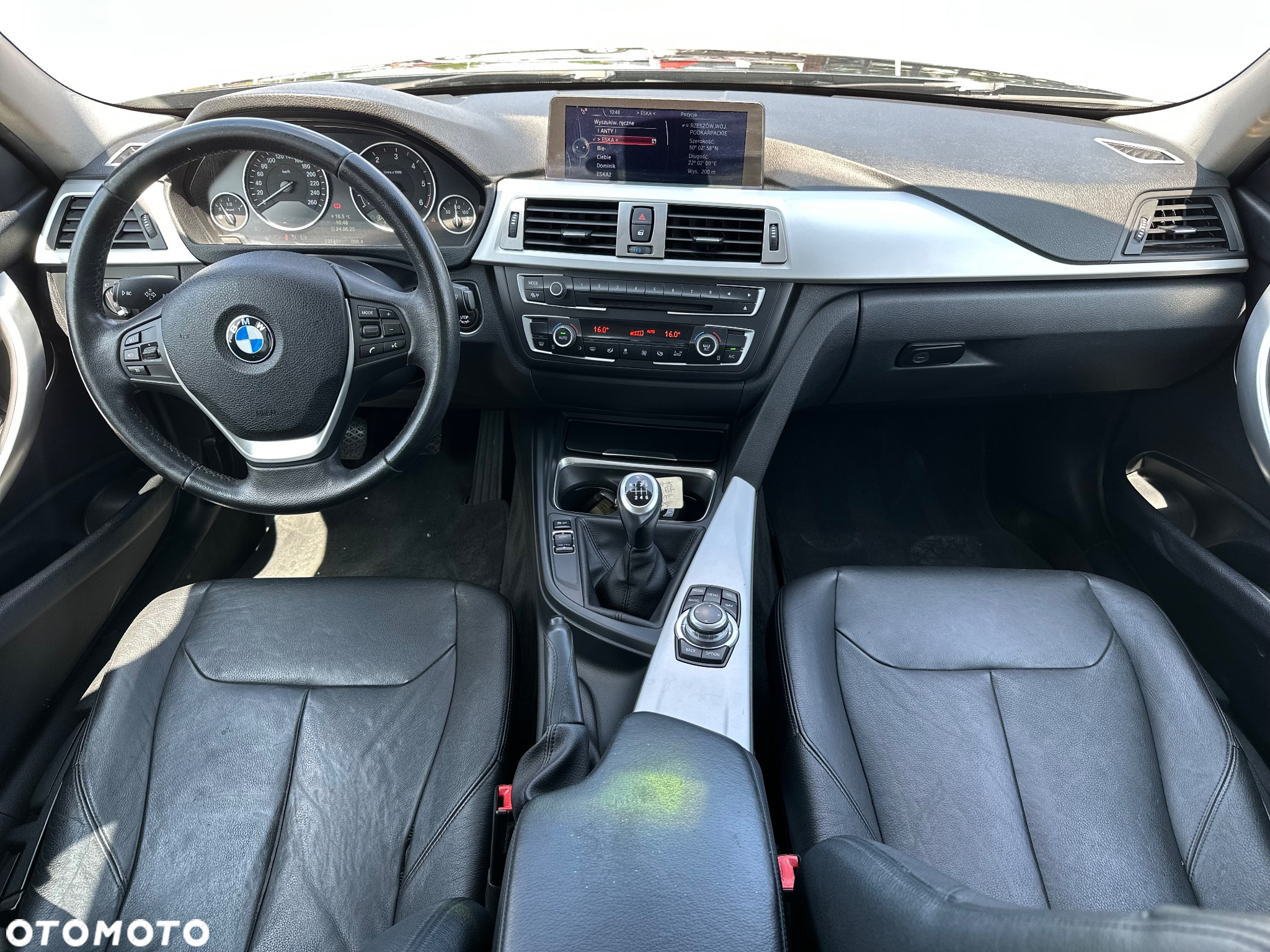 BMW Seria 3 318d - 14