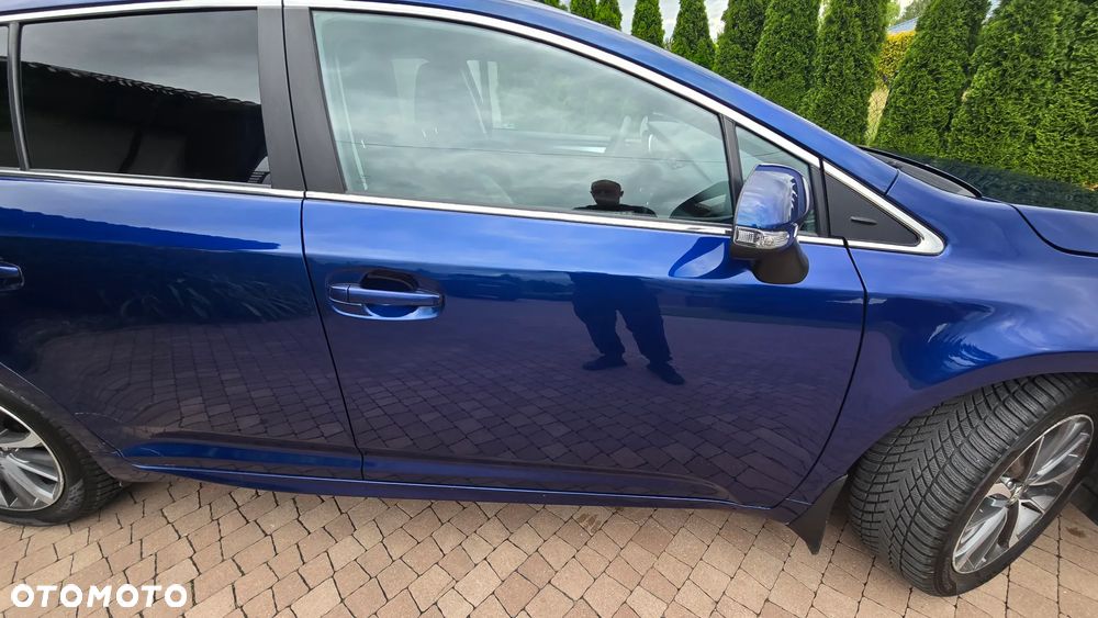 Toyota Avensis - 20