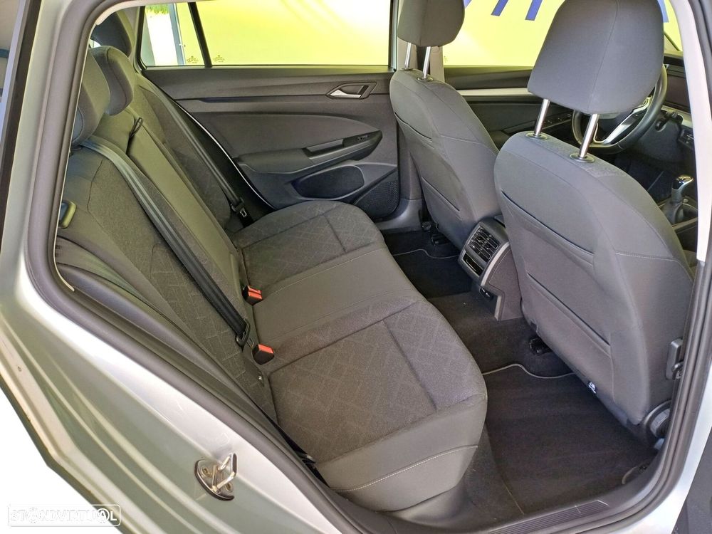 VW Golf Variant 2.0 TDi - 14