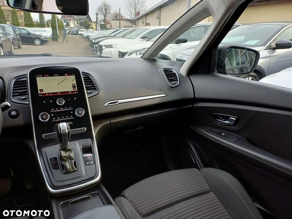 Renault Scenic - 22