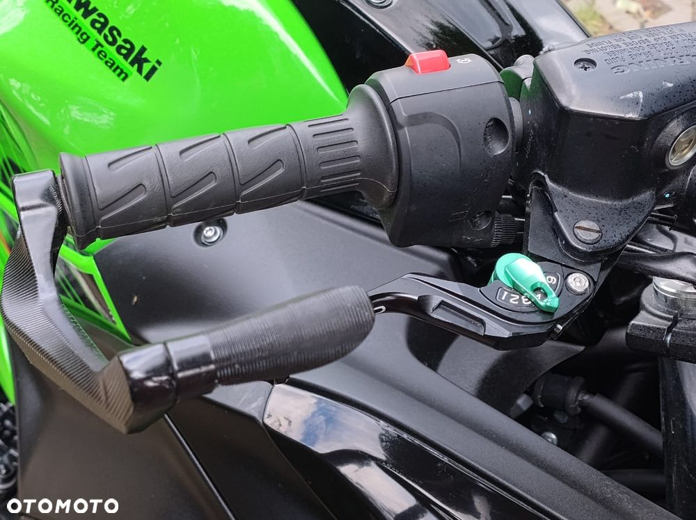 Kawasaki Ninja - 32