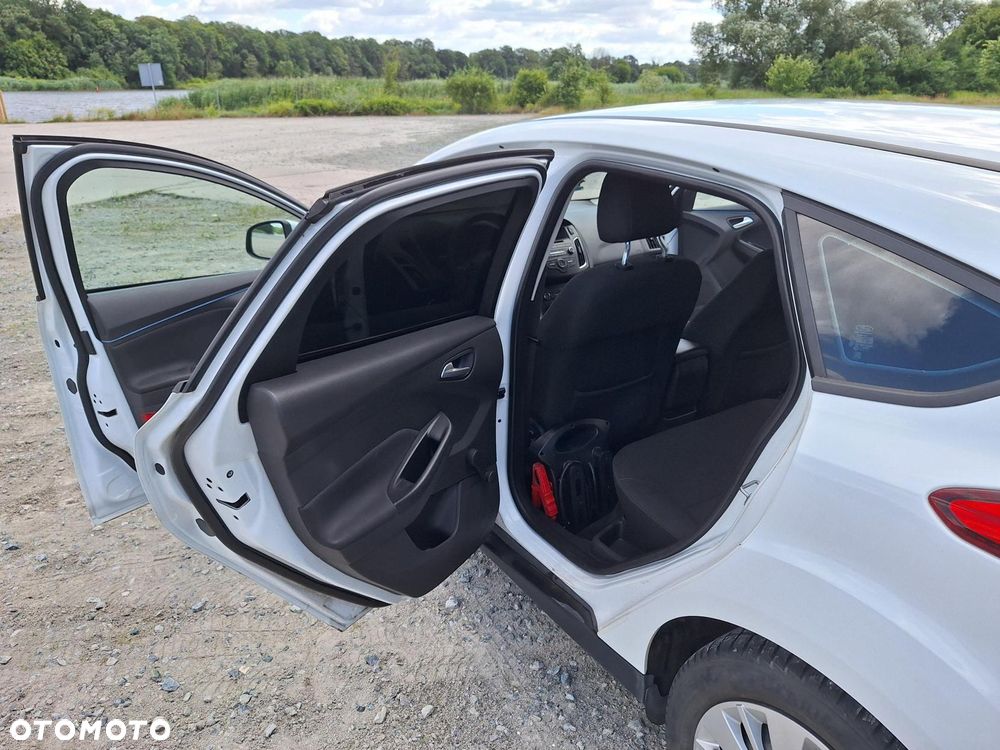 Ford Focus 1.5 TDCi Trend - 12