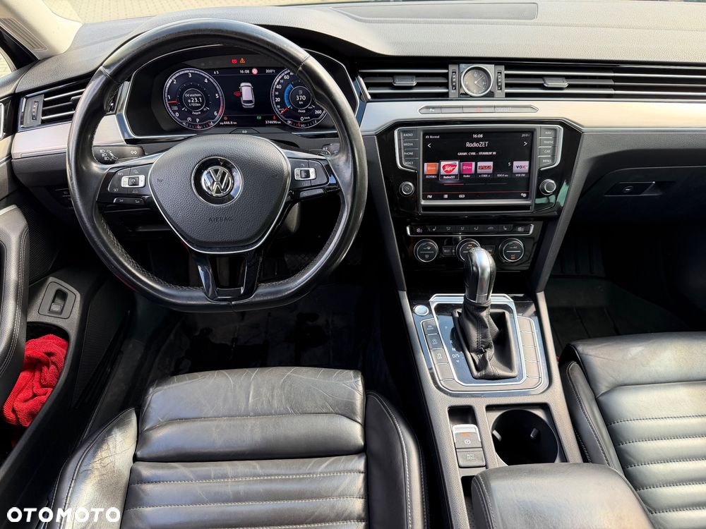 Volkswagen Passat 2.0 TDI BMT Highline DSG - 12