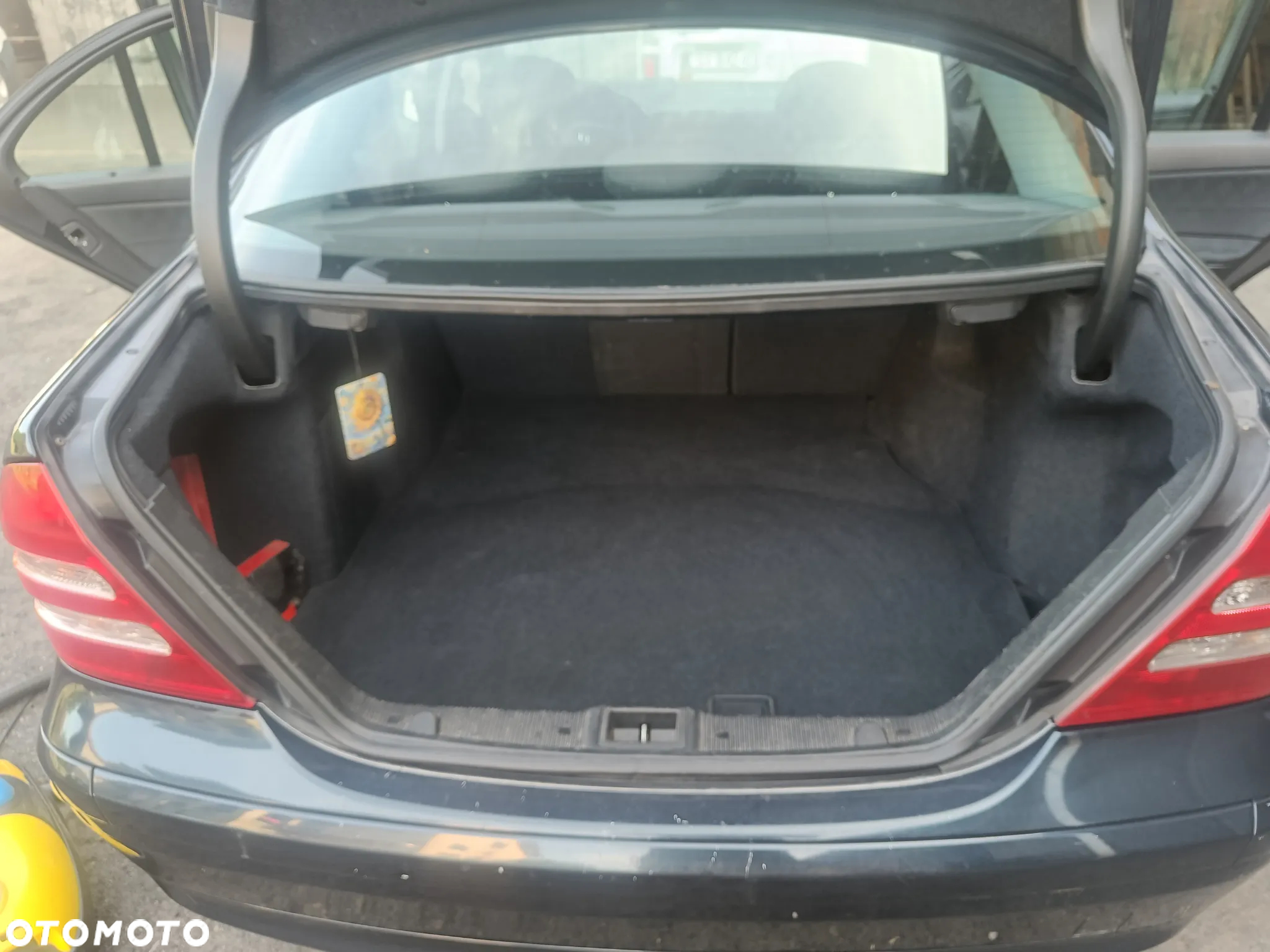 Mercedes-Benz Klasa C 200 T Kompressor Automatik Classic - 13