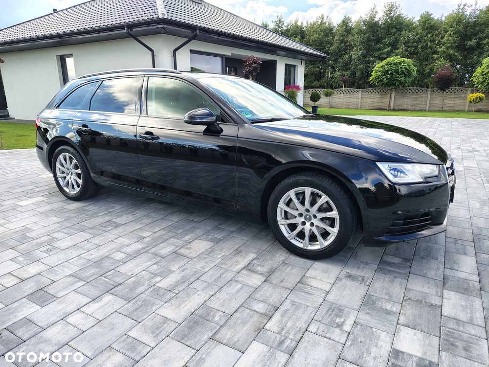 Audi A4 2016 photo 2