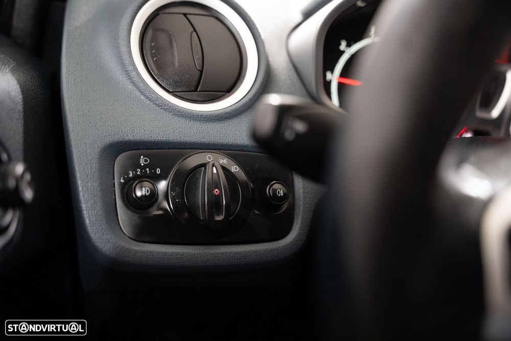 Ford Fiesta 1.25 Titanium - 8