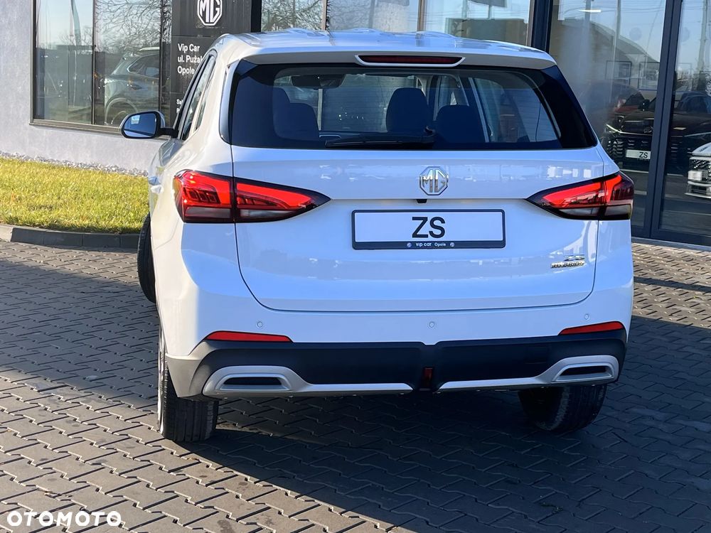 MG ZS 1.5 HEV+ Standard - 9