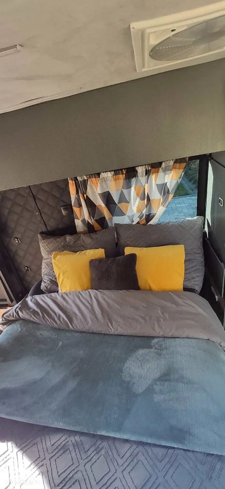 Volkswagen Crafter - 2