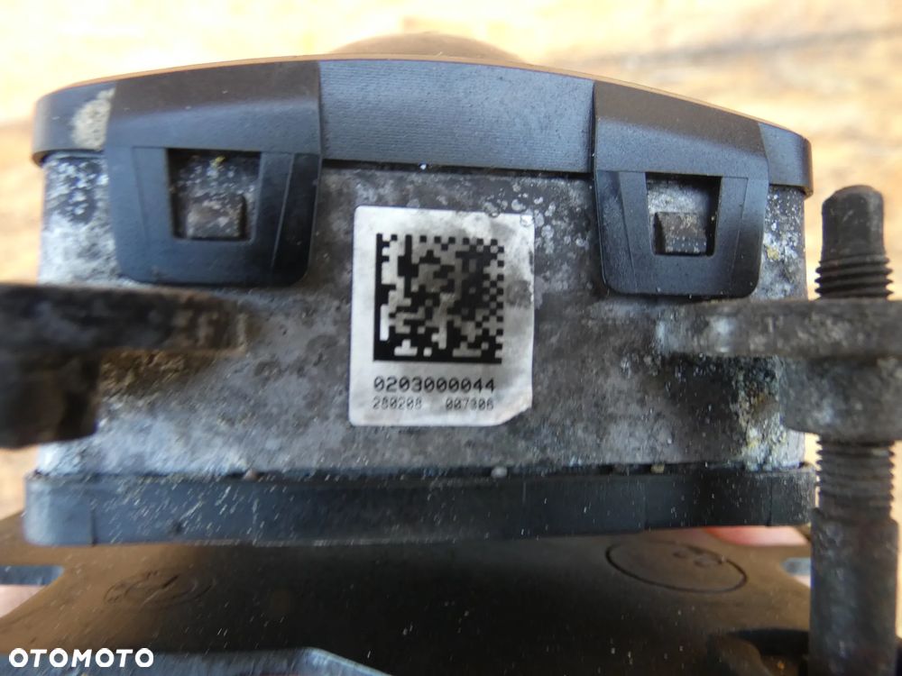 BMW  E90 E91  ACC RADAR SENSOR  6777883 - 4