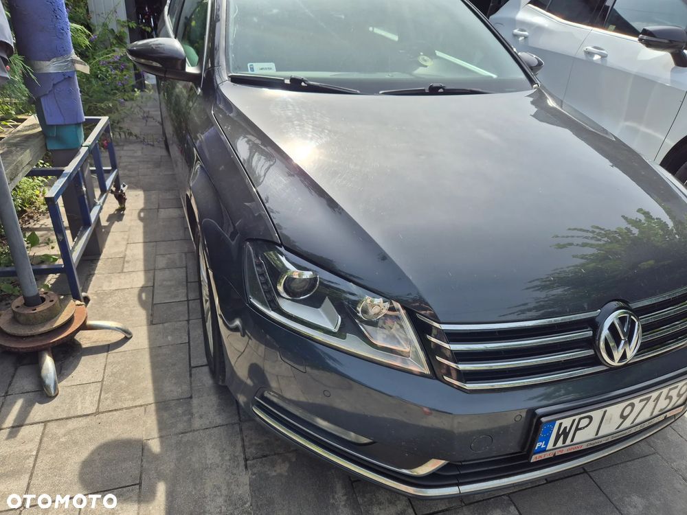 Volkswagen Passat 2.0 TDI Comfortline - 6