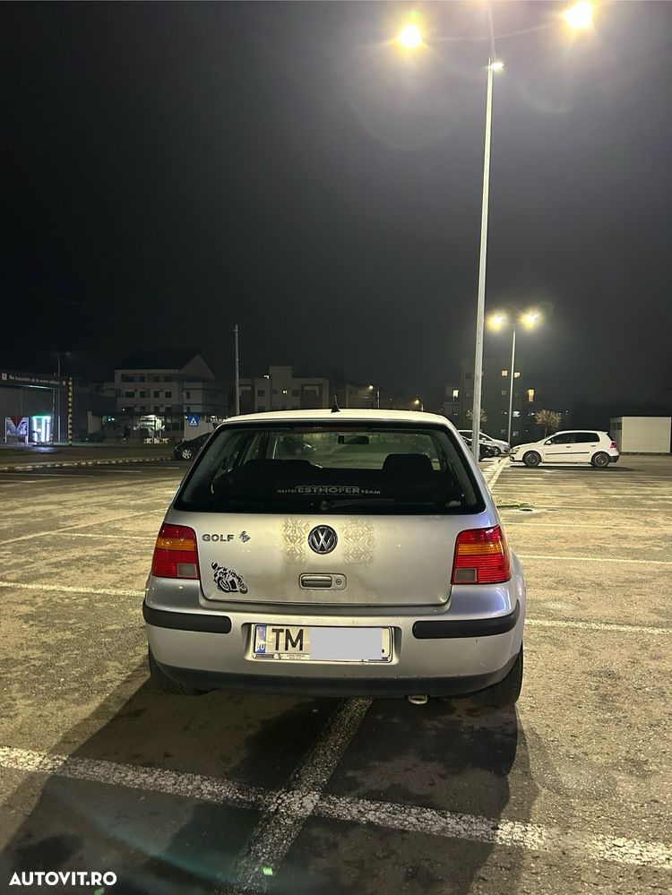 Volkswagen Golf 1.4 - 5