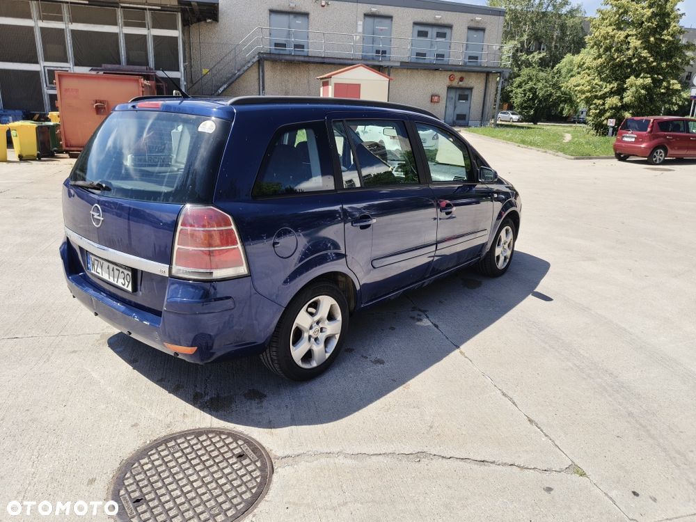 Opel Zafira - 3
