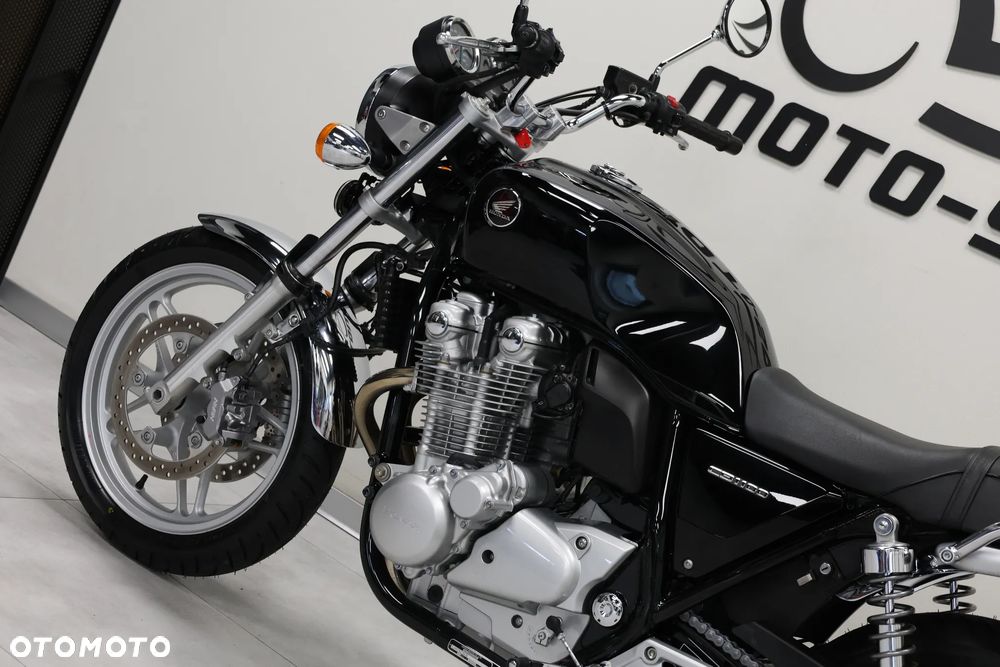 Honda CB - 17