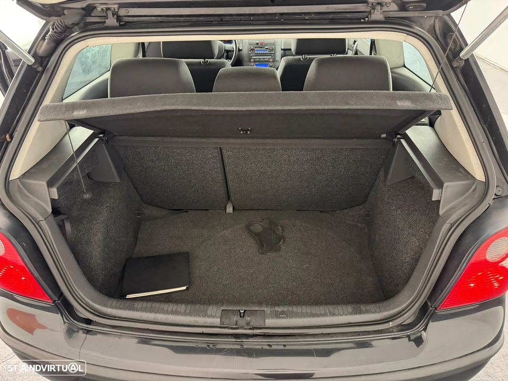 VW Polo 1.4 TDi Highline - 12