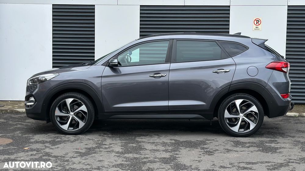Hyundai Tucson 2.0 CRDI 4WD Automatik Premium - 6