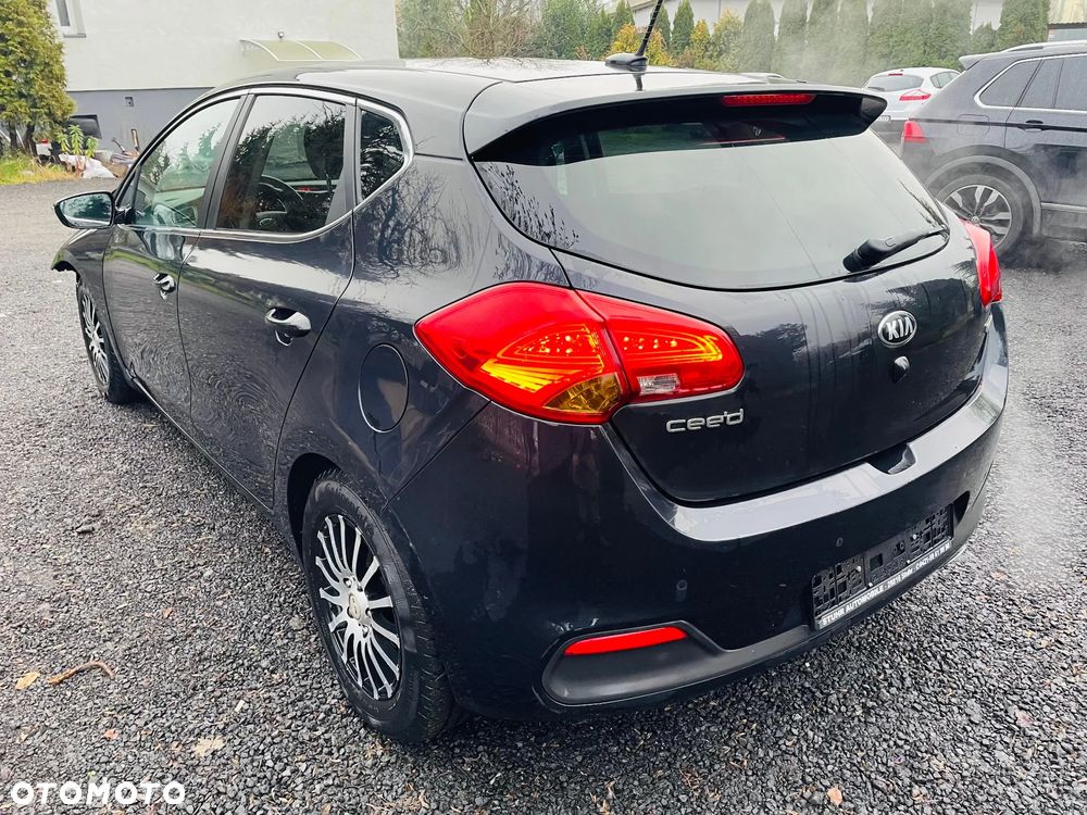 Kia Ceed 1.6 GDI Spirit - 4