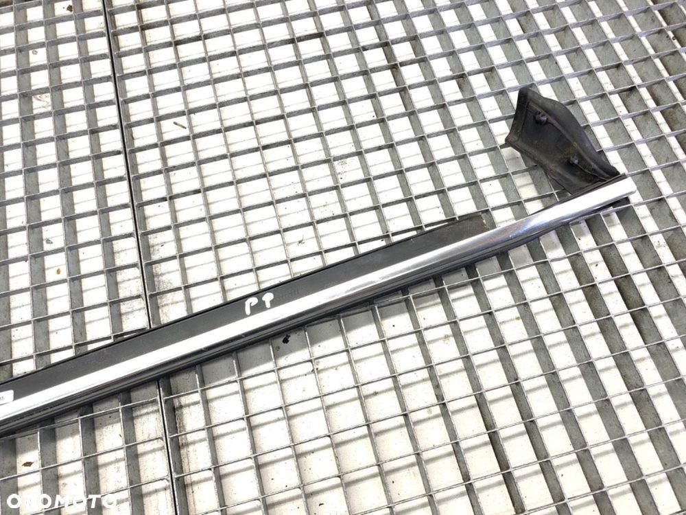 LISTWA ZGARNIAJĄCA PRZÓD PRAWA CHROM  AUDI A6 C7 Avant (4G5, 4GD) 2011 - 2018 3.0 TDI quattro 180 - 3