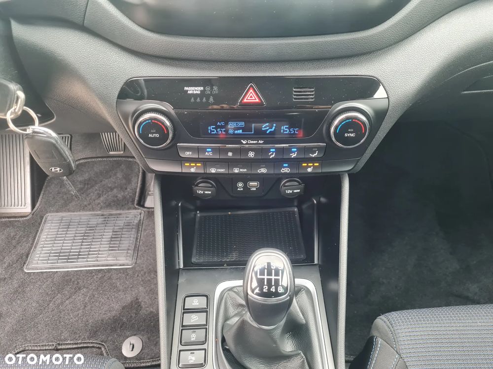 Hyundai Tucson 1.6 GDI BlueDrive Comfort 2WD - 21