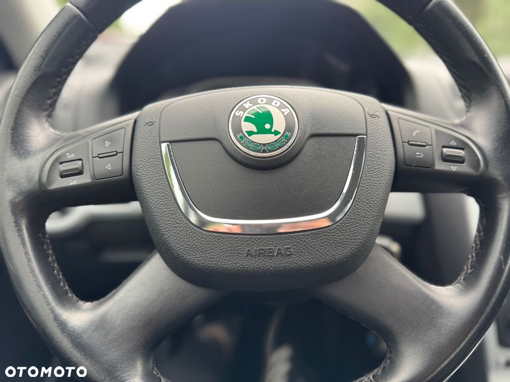 Skoda Octavia Combi 1.6 TDI DPF Ambiente - 13