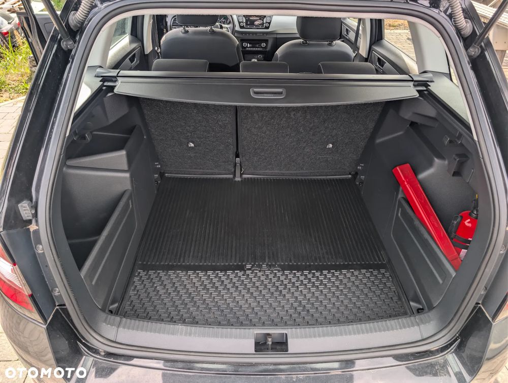 Skoda Fabia - 10