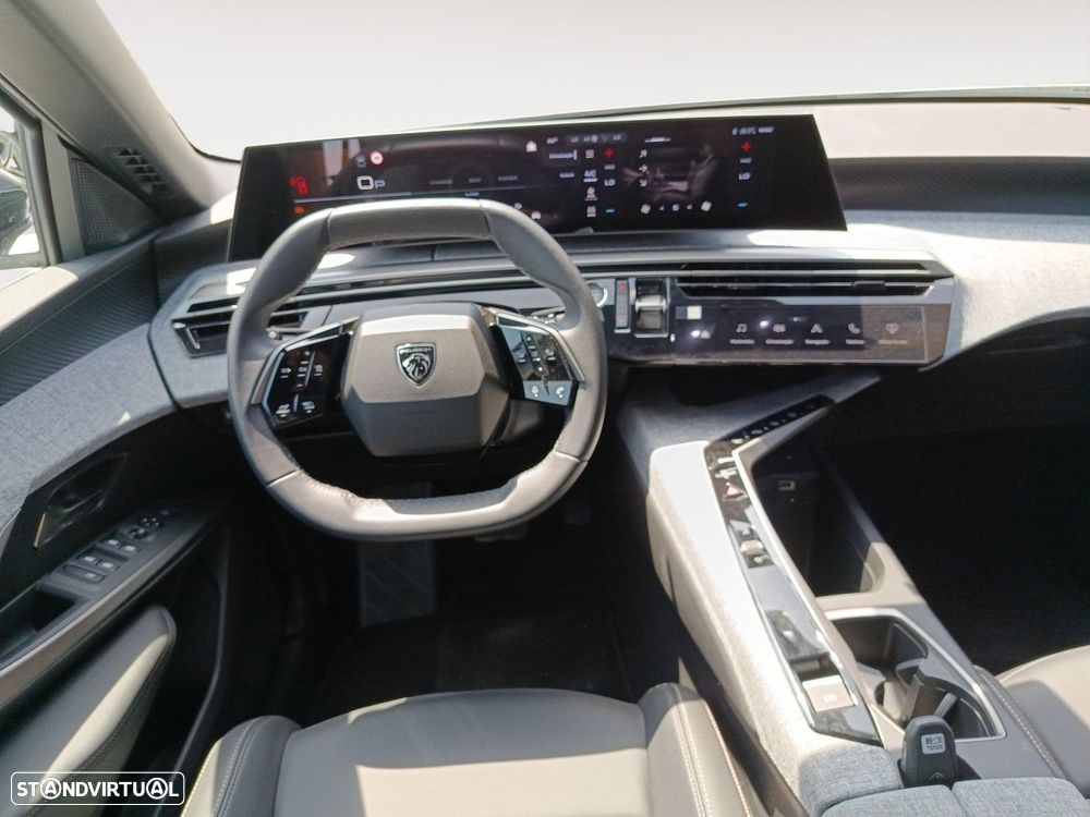 Peugeot 3008 1.2 Hybrid Allure e-DCS6 — fotografia 10