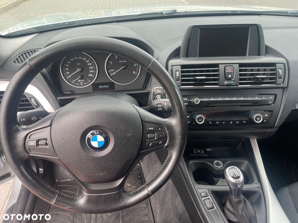 BMW Seria 1 118d - 12