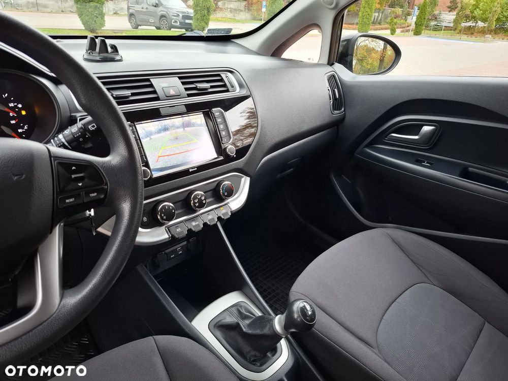 Kia Rio 1.2 Business Line - 7