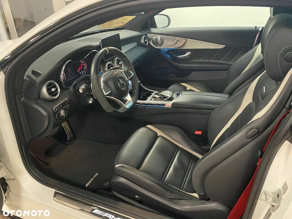 Mercedes-Benz Klasa C AMG 63 S AMG Speedshift 7G-MCT - 7