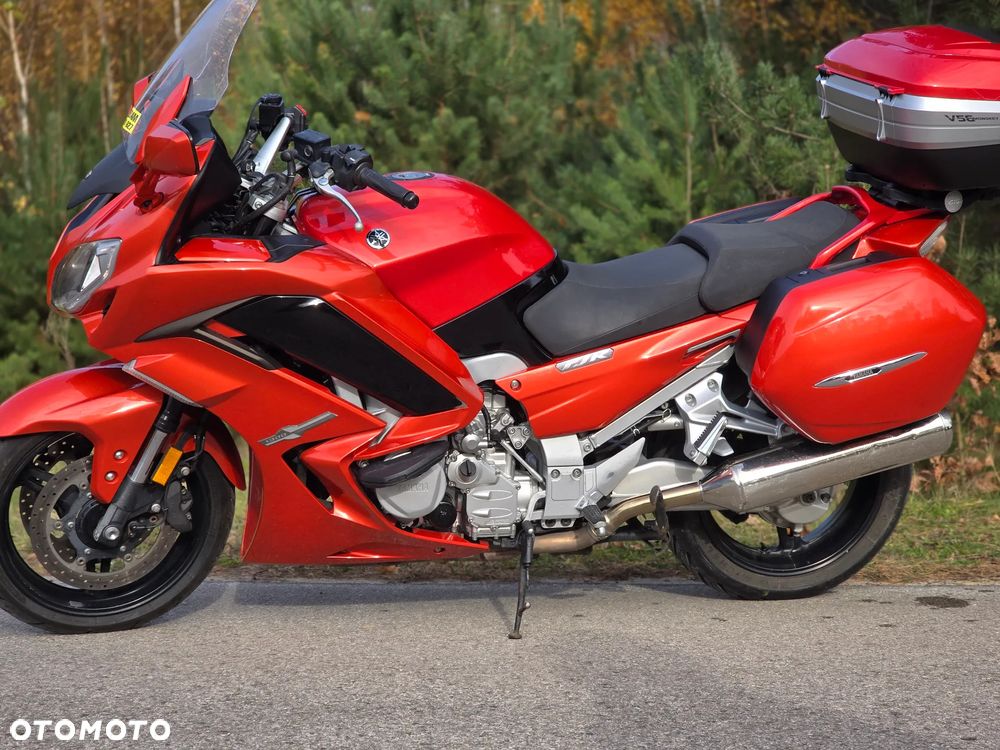 Yamaha FJR - 6