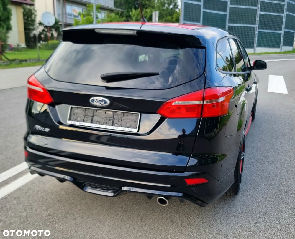 Ford Focus 2.0 TDCi DPF Start-Stopp-System Titanium - 6