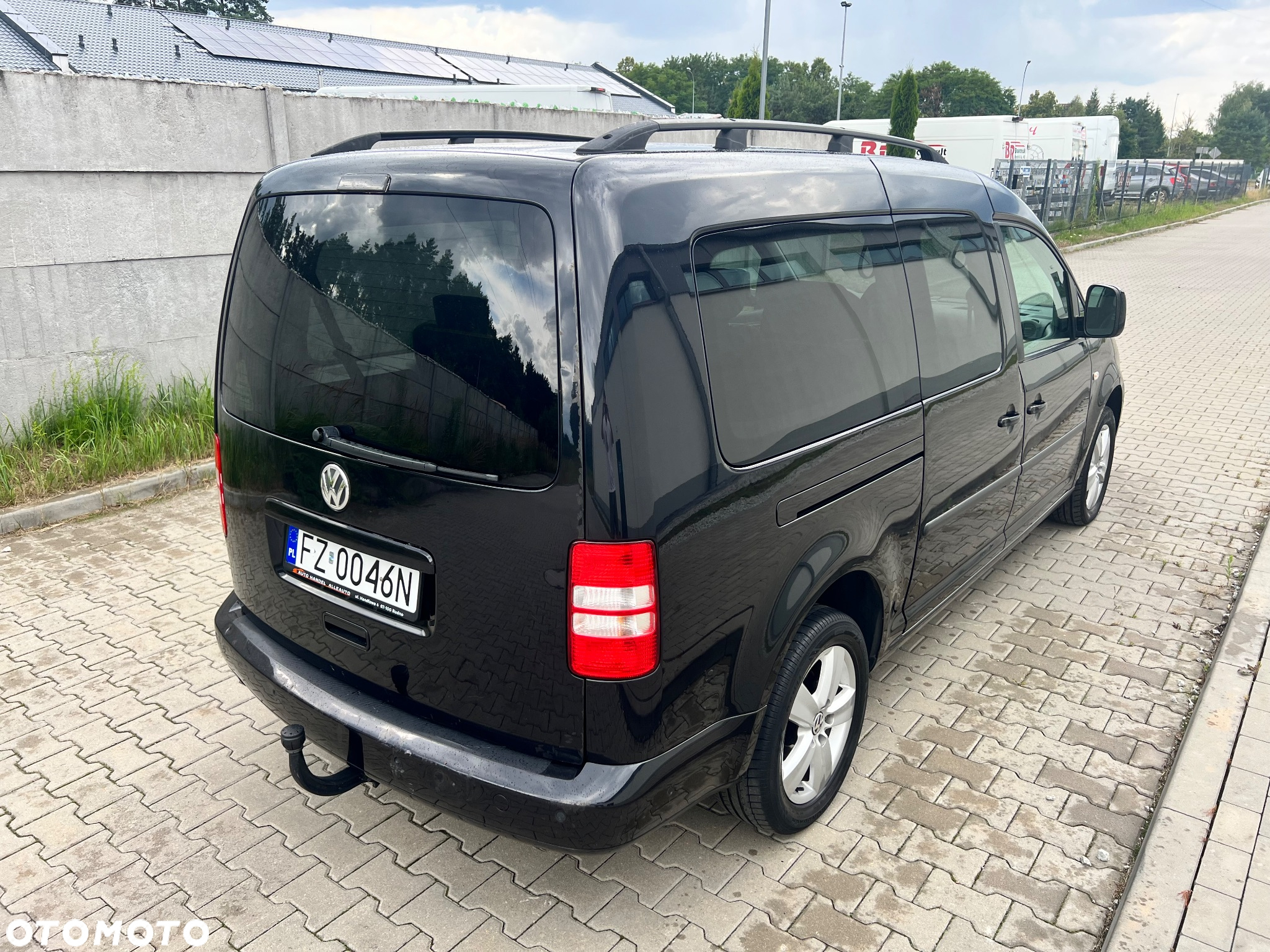 Volkswagen Caddy Maxi 1.6 TDI Comfortline DSG - 10