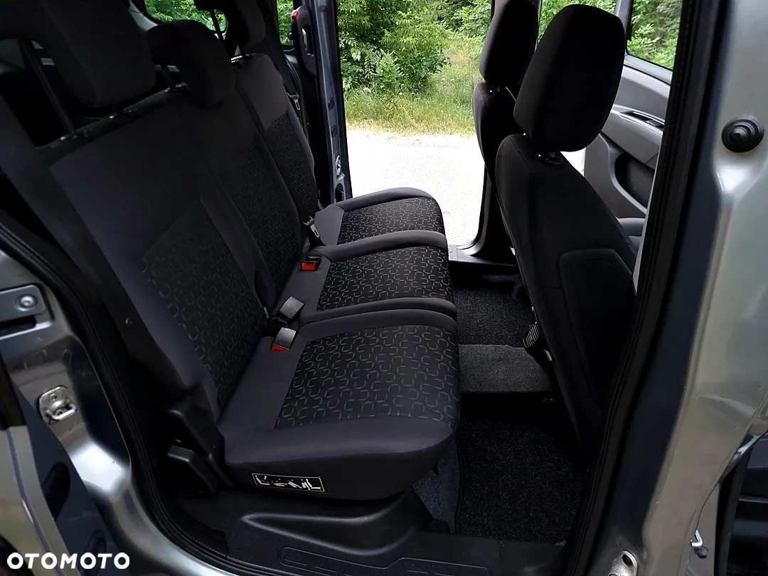 Fiat Doblo II 1.4 8V Dynamic - 35