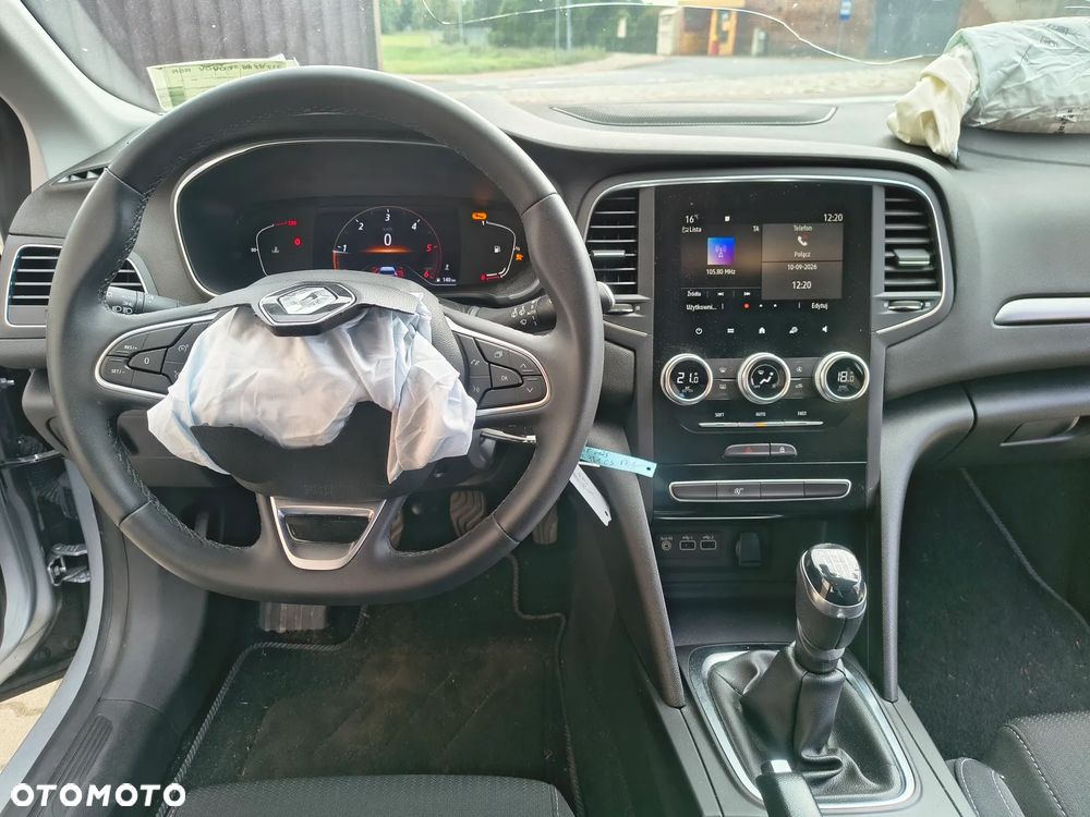 Renault Megane - 24