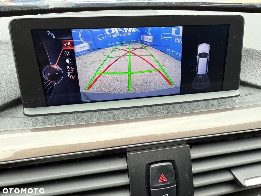 BMW Seria 3 320d Touring - 26