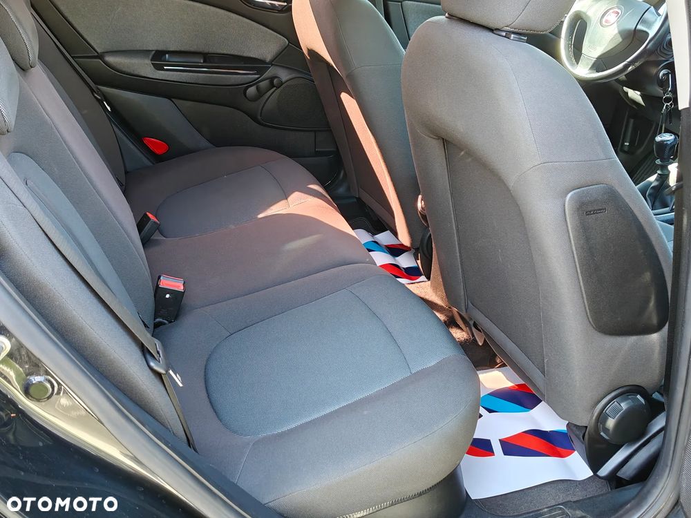 Fiat Bravo 1.4 16V Dynamic - 8