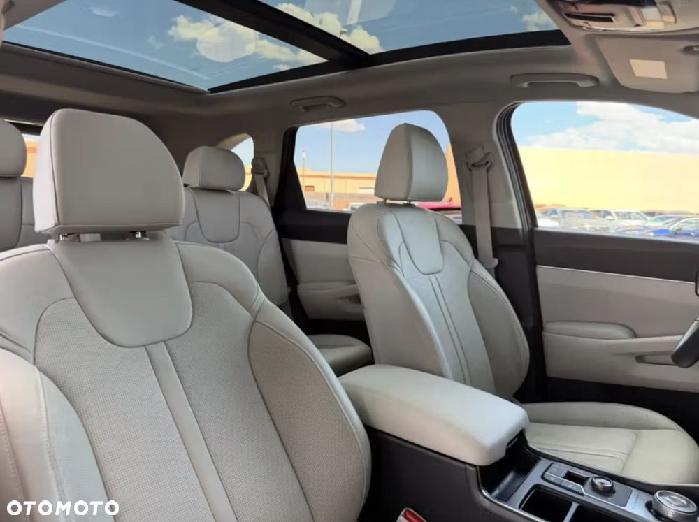 Kia Sorento - 36
