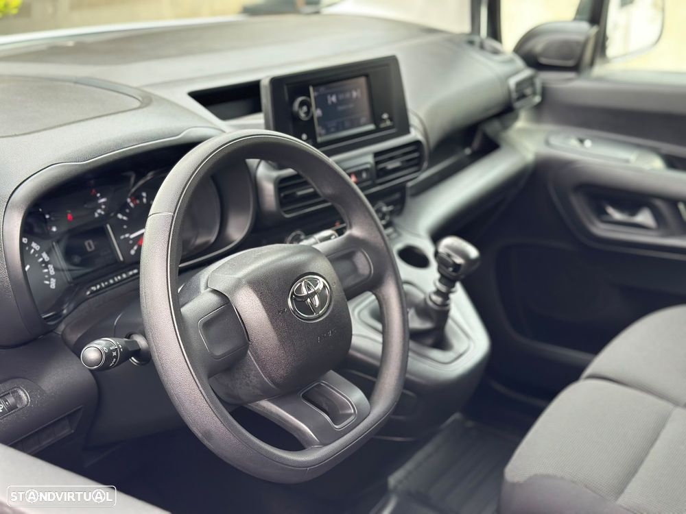 Toyota ProAce City 1.5 D L1 - 10