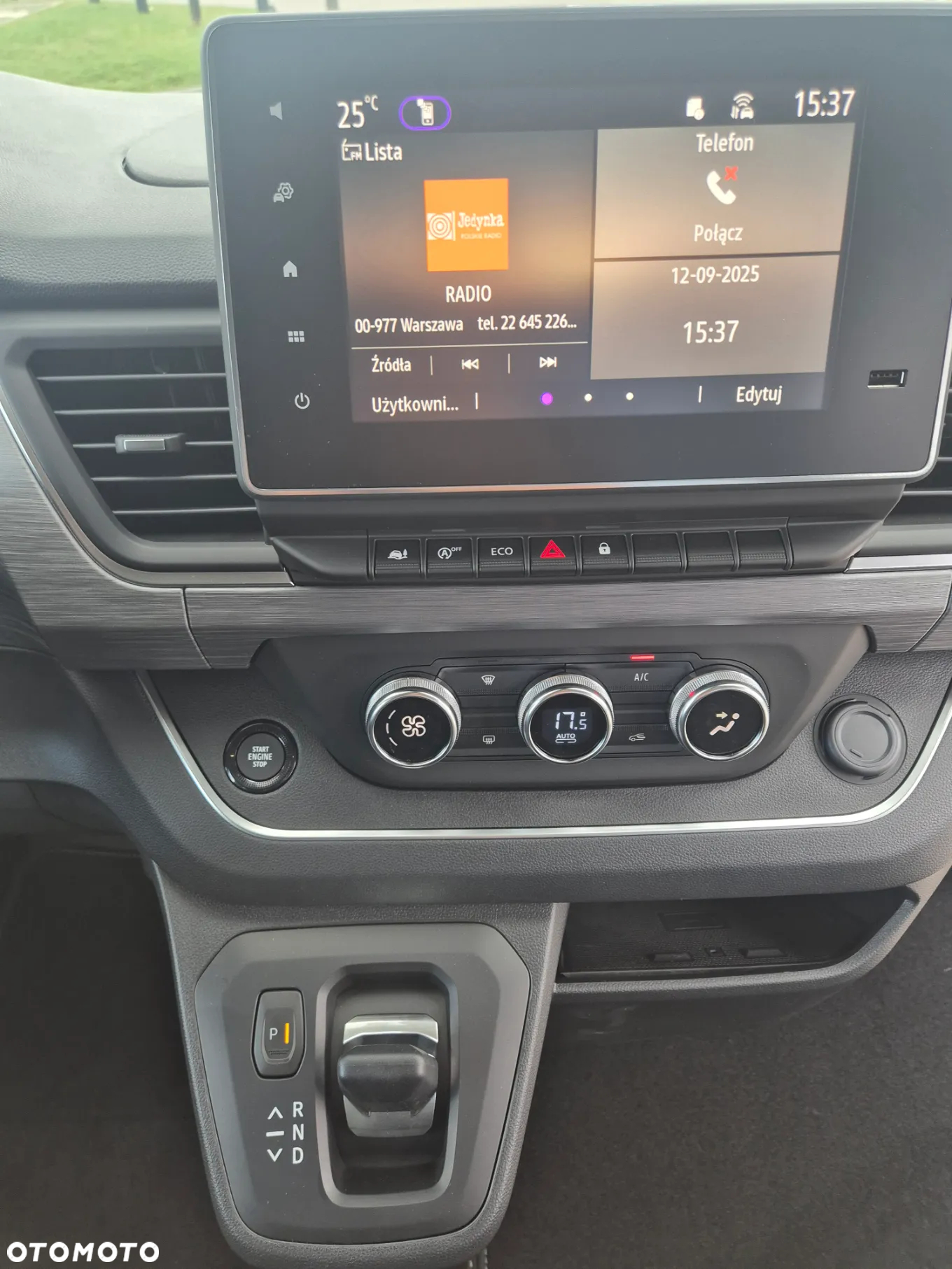 Renault Trafic SpaceClass 2.0 dCi EDC - 11