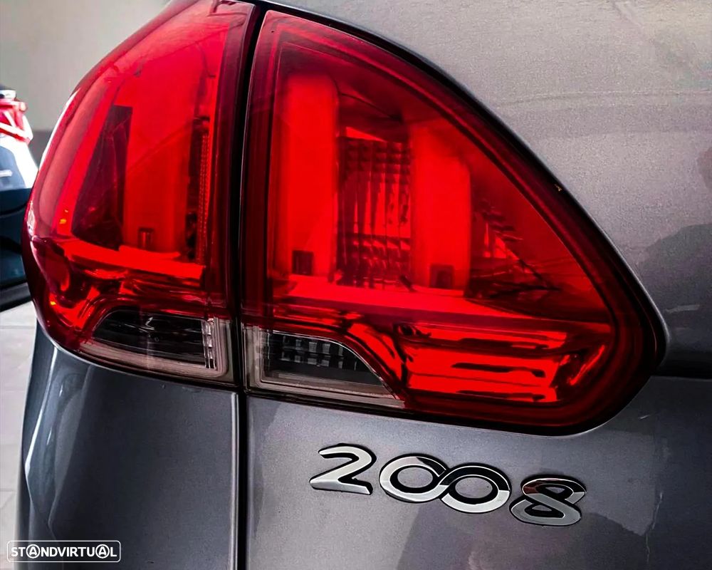 Peugeot 2008 1.2 VTi Active - 16