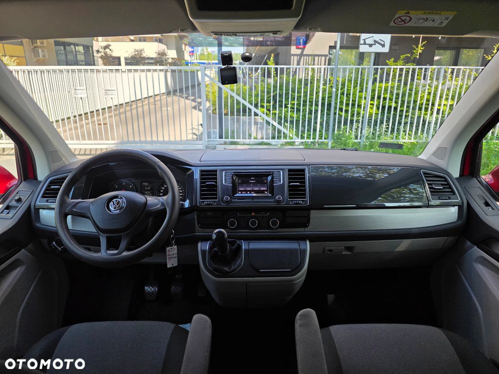 Volkswagen Transporter Kombi L2H1 - 11
