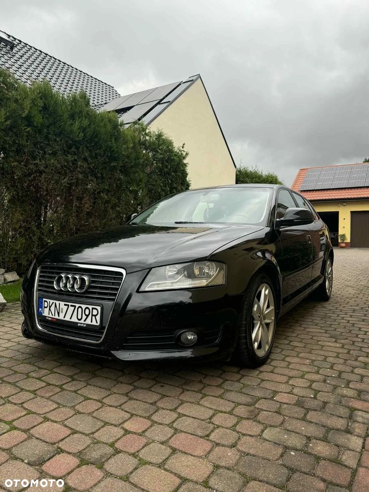 Audi A3 Sportback - 1