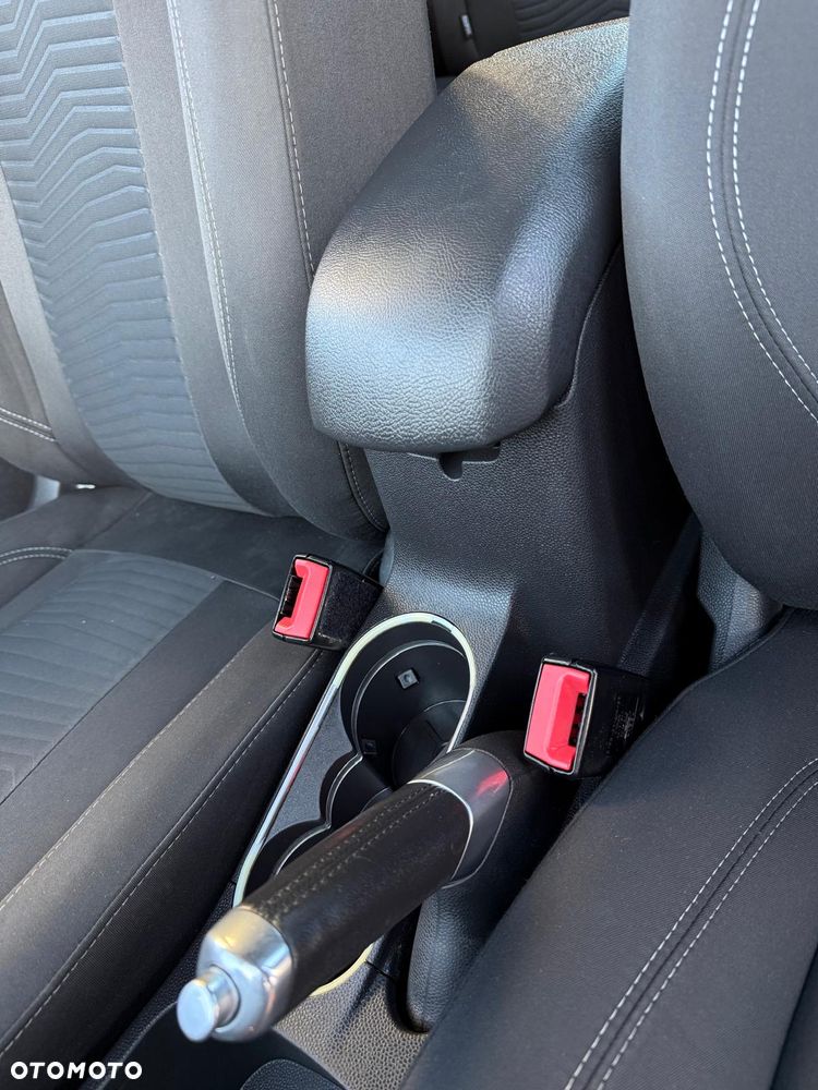 Ford Fiesta 1.6 TDCi Titanium - 35