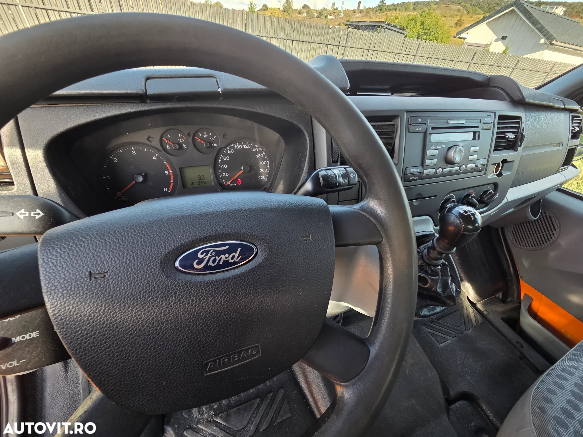 Ford Transit - 10